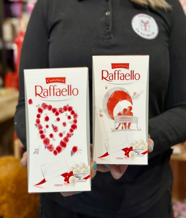 Raffaello vafli u elegantnoj kutiji 80g Ferrero - Slika 1