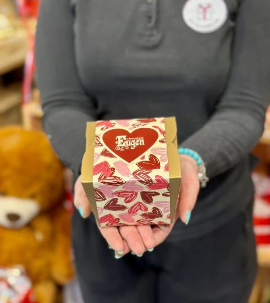 Chocolate Cubes Love Edition čokoladni tartufi sa kakao zrnom Eugen - Slika 1