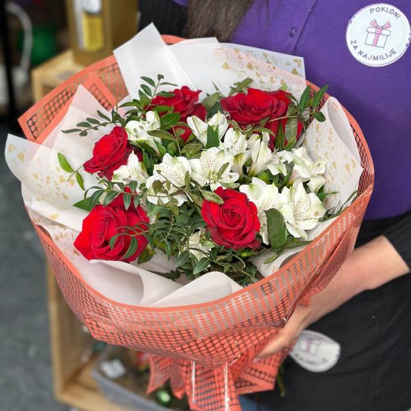 Buket "Strast i Elegancija" - Slika 1