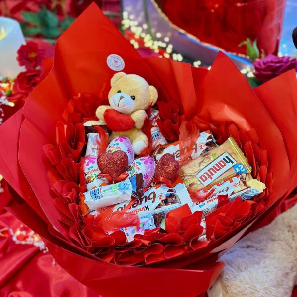 Buket  "Ljubav u Slatkim Trenucima" - Slika 1